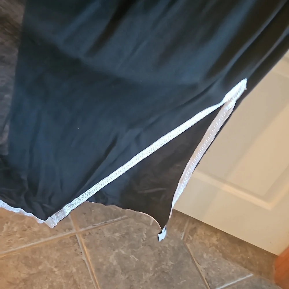 Vintage black with white embroidery Moroccan dress size: small - Picture 5 of 8